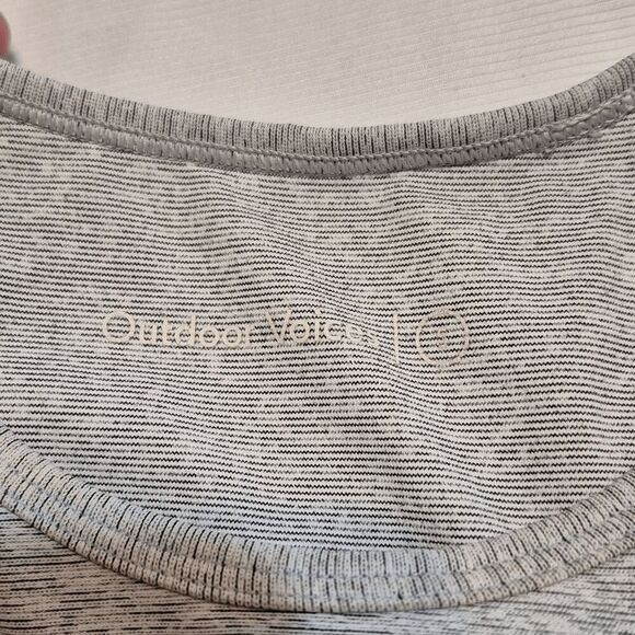 Outdoor Voices Women's Gray Racerback Two-Tone High Neck Athena Top Small - Picture 8 of 8